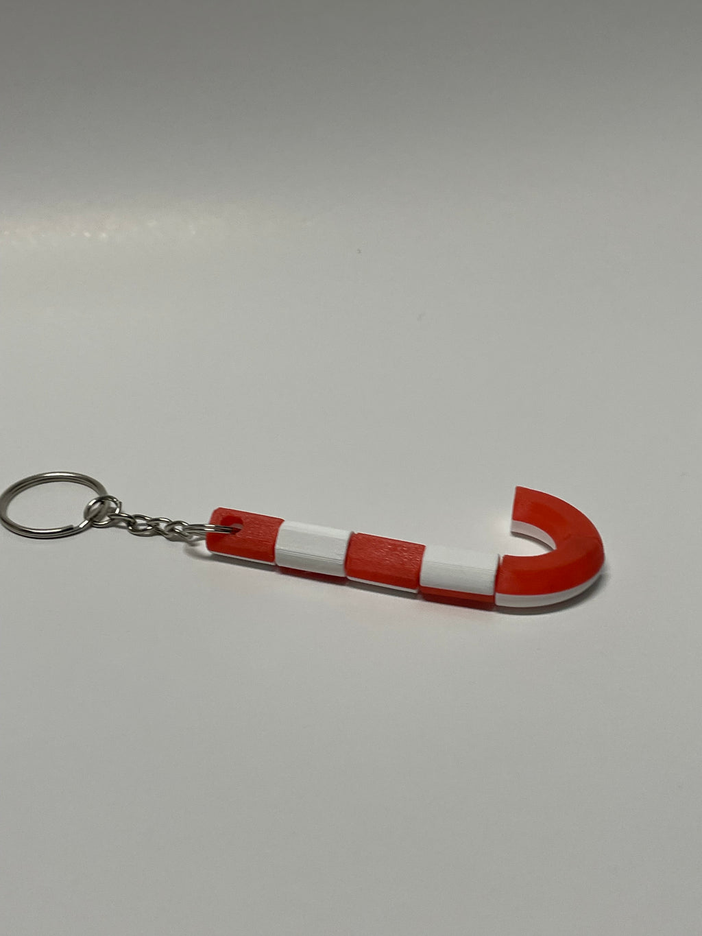 50x Candy Cane twisting fidget keychains.