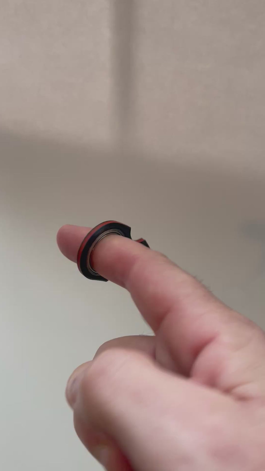 Real Spinning Ninja Keychain with metal Bearing.